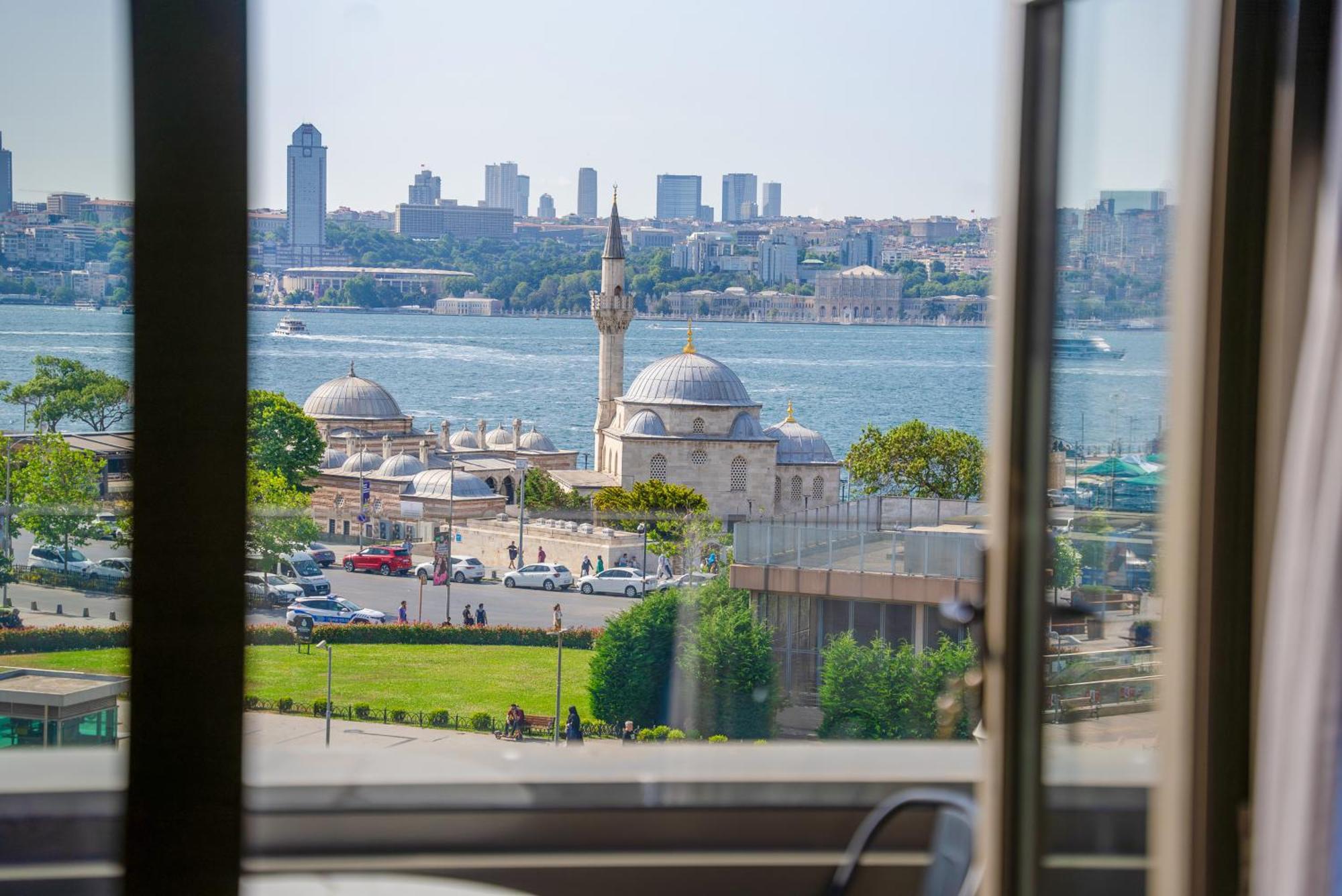 The Palm Bosphorus Hotel Стамбул Экстерьер фото